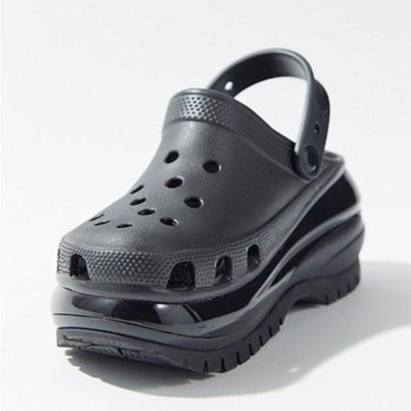 CROCS Shoes - Crocs™ Women's Black Mega Crush Clog~NWT~Size W-9/M-7